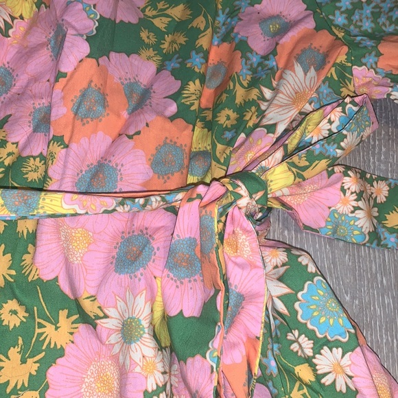 DONATE SALE. ! RUFFLES! Fairycore;Springtime FLOWERS!!!  GIRLIE DRESS SZ SM. - Picture 4 of 6